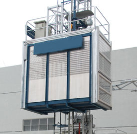 1.6T Construction Elevator Vertical Rack and Pinion Hoist 3 × 1.4 × 2.5m