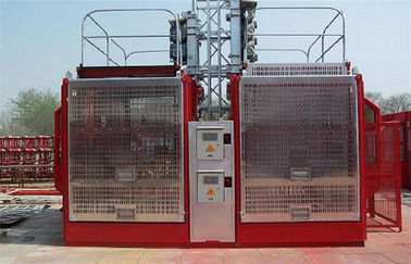 Painted or Hot Dipped Zinc Passenger Hoist SC100 / 100 With Cage Size 3 * 1.3 * 2.5m